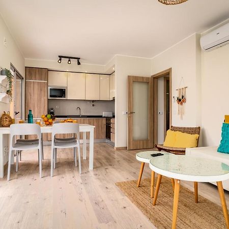 Sunny Brand New 2-Bedroom Apt - 500M From Praia Da Rocha With Ac And Pool! Portimao Exterior photo