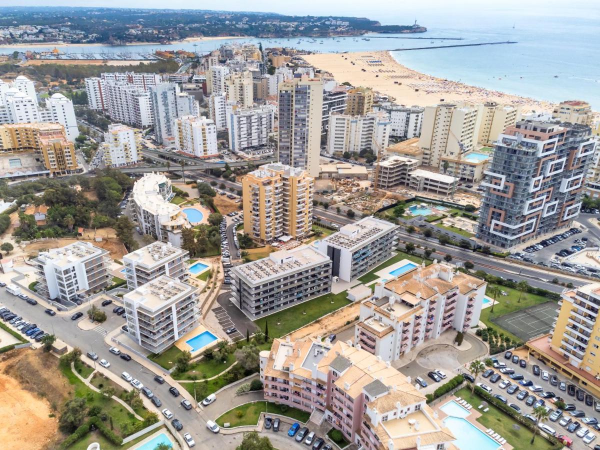 Sunny Brand New 2-Bedroom Apt - 500M From Praia Da Rocha With Ac And Pool! Portimao Exterior photo